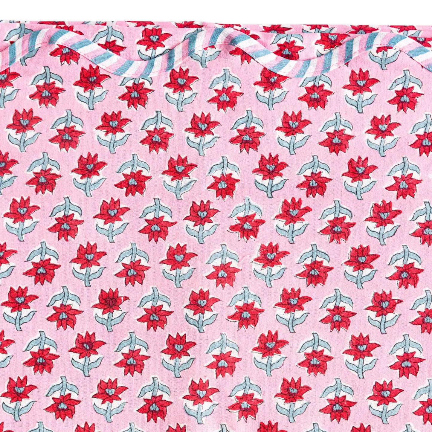 Sabrina Scalloped Cotton Tablecloth