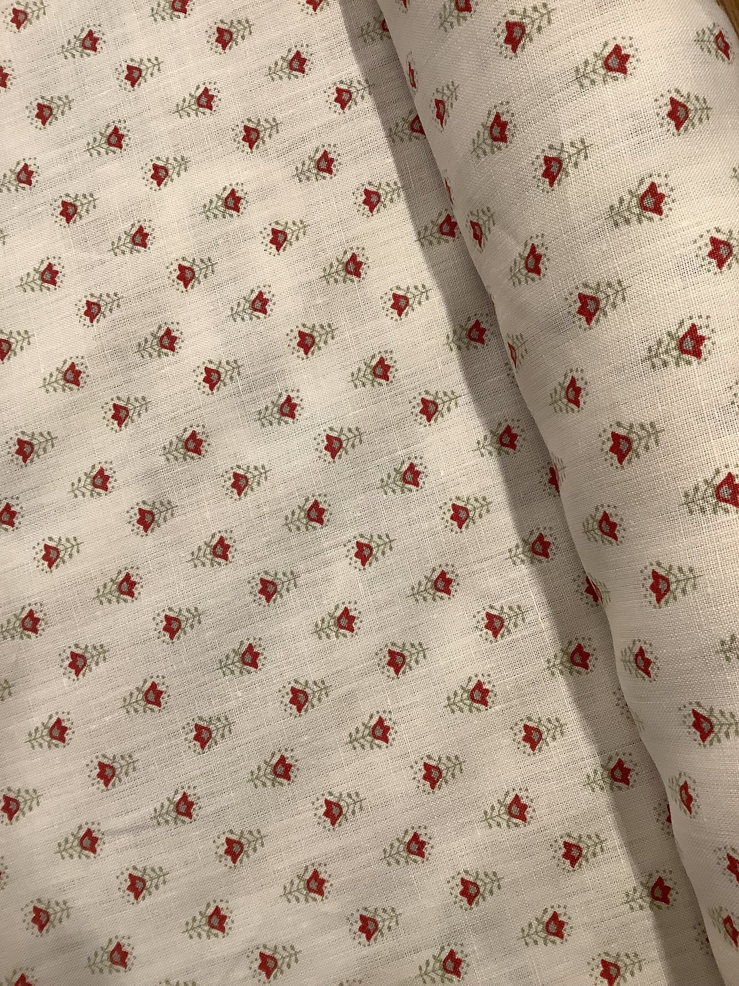 Ernest & Matilda Small Flowers Green